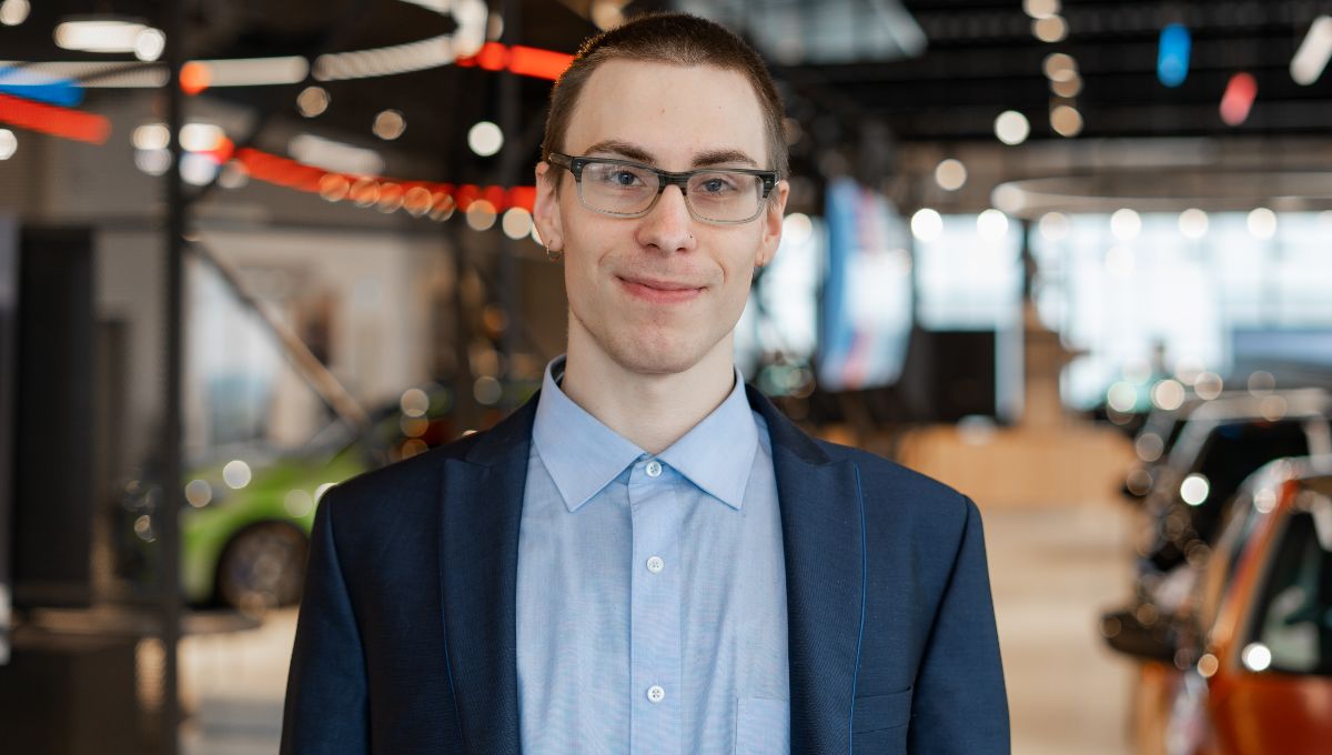 Daniel Jeske-Stock Młodszy specjalista ds. sprzedaży hurtowej części i akcesoriów