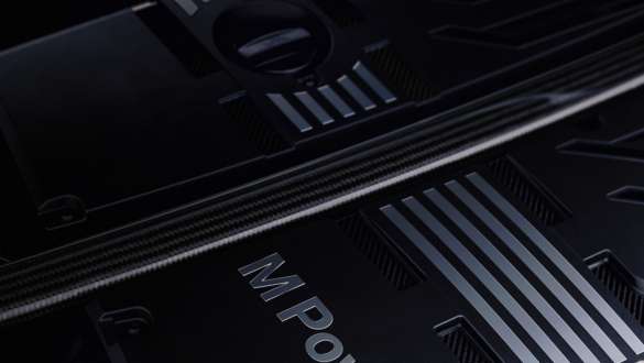 Karbonowa rozpórka amortyzatorów M.